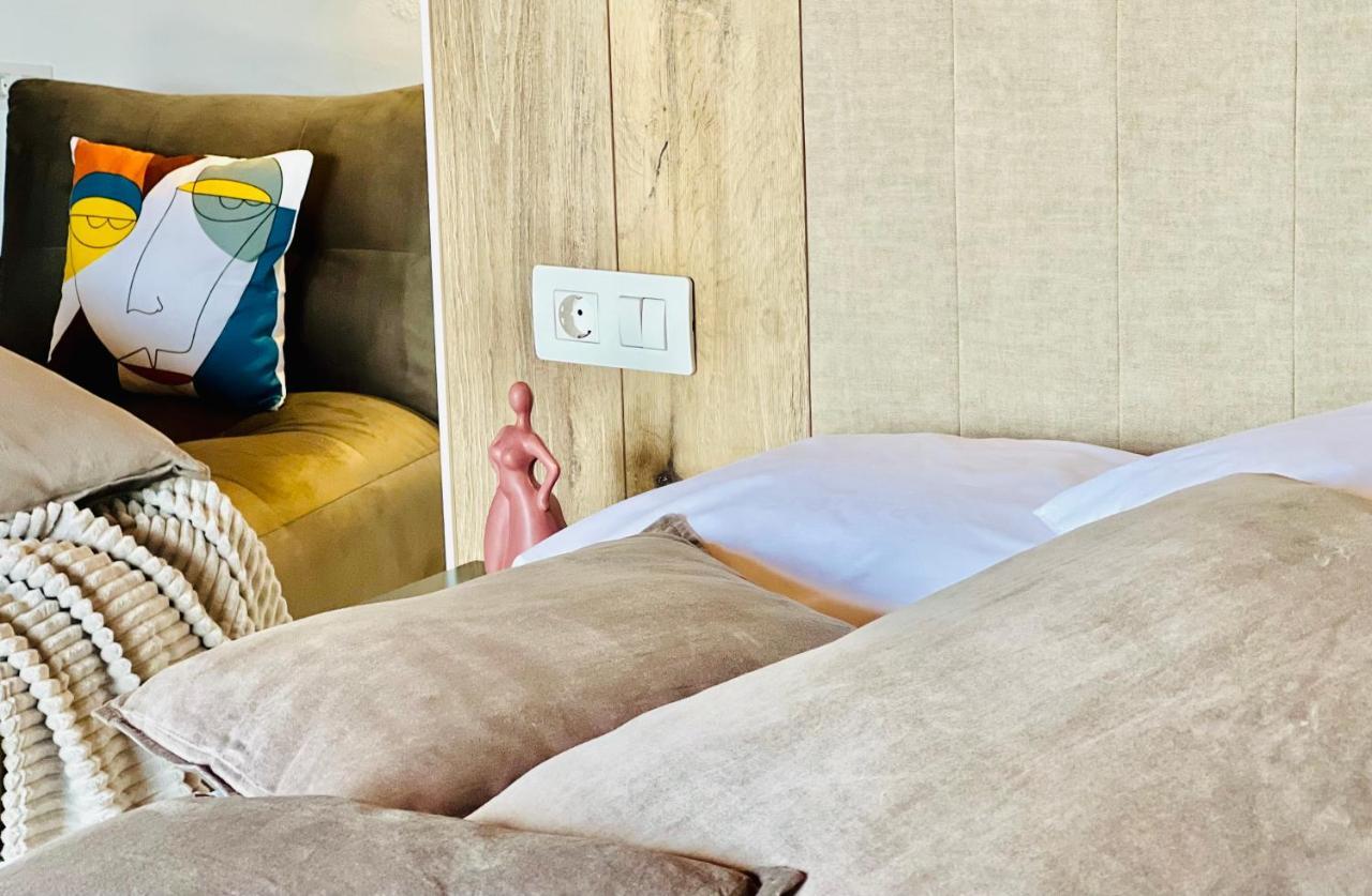 Canaryislandshost L The Sky Suites Tinajo Bagian luar foto
